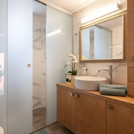 Princess Anna Maria Apartamento *